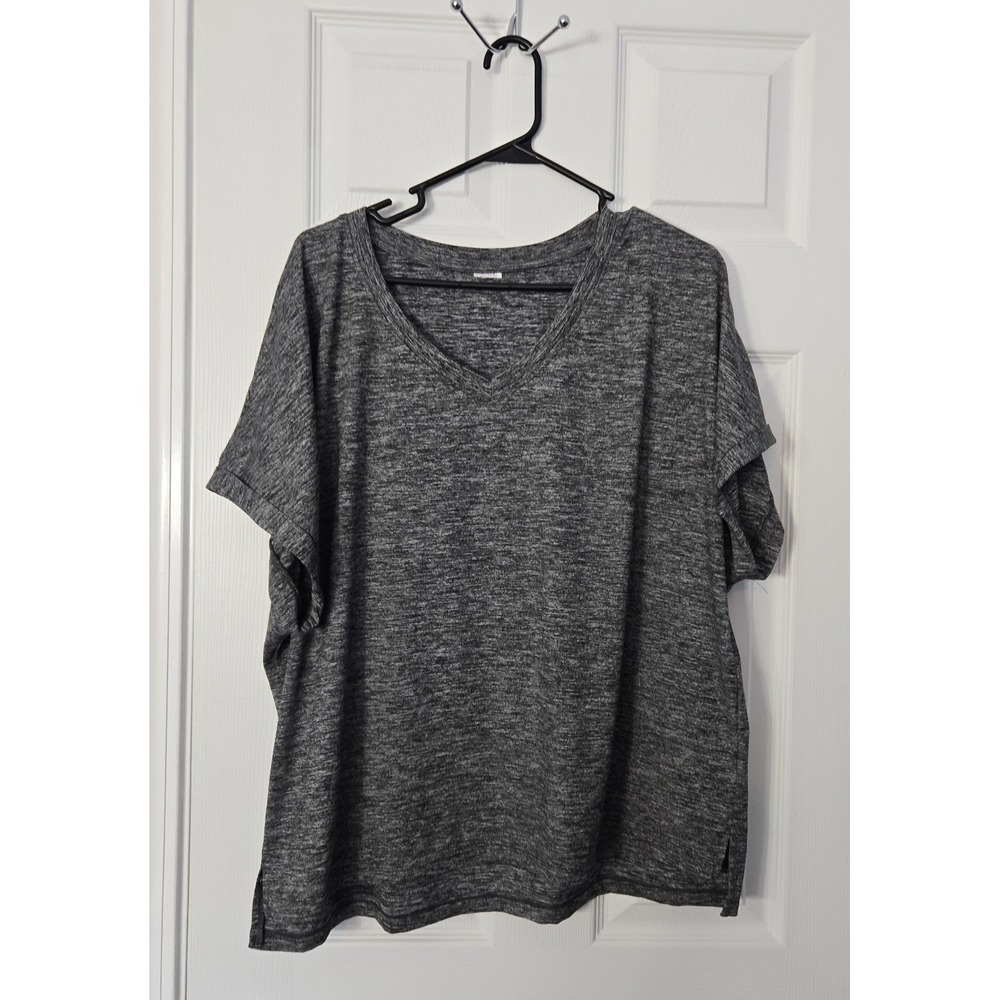 Athletic Womans Top. Size XL Black‎ & Grey Short Sleeve Vneck